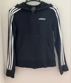 adidasスリーストライプス レディース ジップアップパーカー ブラックJ／Sのサムネイル