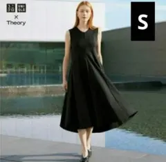 UNIQLOxTheory ウルトラストレッチフレアロングワンピースノースリーブ