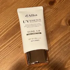 【新品未使用】d’Alba トーンアップUVエッセンス SPF50+ ピンク