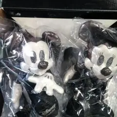 非売品ミッキーマウス、ミニーちゃんペアのぬいぐるみ