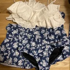 フリル付き花柄セパレート水着