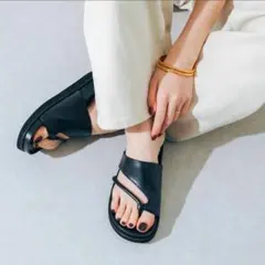 ブラック サンダル シンプル モダン おしゃれサンダル トングサンダル 韓国 黒