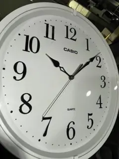 ゴミあり 秒針が機械式時計のように滑らかに動くスイープ運針 