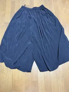 ユニクロ ワッシャーサテンスカートパンツ XL ブラック