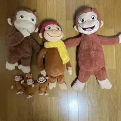 値下げ⭐︎おさるのジョージ ぬいぐるみ 6点セット まとめ売りのサムネイル
