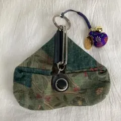 昭和レトロ　布製小銭入れ　小型巾着ストラップ付き　アンティーク雑貨