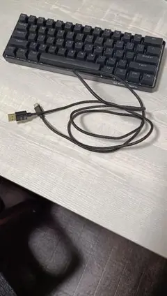 KRAKEN PRO 60 ゲーミングキーボード