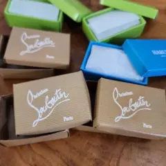 バービー　　 クリスチャンルブタン　シューズ ハルタローファーガチャ 箱のみ