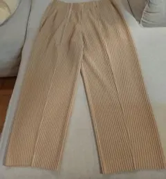 Item thumbnail for item ecc4c9f9-2608-4b99-ba1d-f67197f9a304