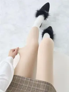 まるで素肌のようなフェイクタイツクリア美脚80デニール ペールベージュ