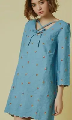 dazzlin ダズリン　花柄デニムミニワンピース