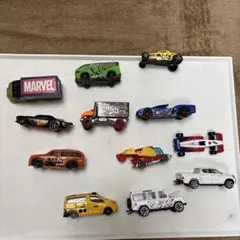 Hot Wheels ミニカーセット Marvelあり。