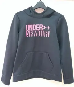 アンダーアーマー 黒 パーカー