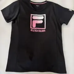 FILA 黒 テニスウェア　トレーニングウェア　フィットネスウェア　Tシャツ
