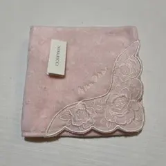 NINA RICCI ピンク 花柄タオルハンカチ