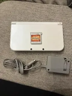 【ソフト付！】ニンテンドーNew 3DS LL 本体 充電器付き