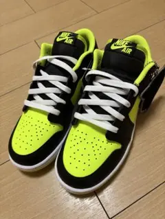 ナイキ　AIRJORDAN1 LOW SE GS ブラックキャット　黒豹24cm