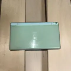 Nintendo DS Lite ミントグリーン 本体　おまけのカセット付き