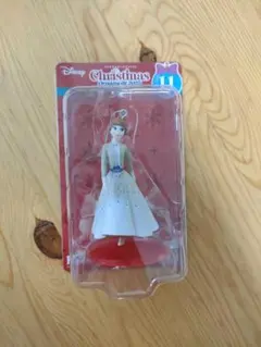 ディズニー クリスマスオーナメント 2025　アナ