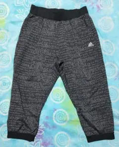 【adidas】マストハブ ウーブンカプリ パンツ 灰／黒 Lサイズ