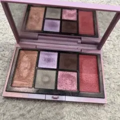 RMK ザ ピンク ハイ アイシャドウ & ブラッシュ パレット