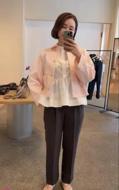 OHGA フラワージャケット　ホワイト　新品未使用 ♡OHGA♡FLOWER JACKET、ピンク、新品の通販 by sakichiru｜ラクマ