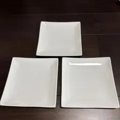 さっちん♥Ü♥様専用 白い洋食器3枚