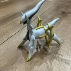 ポケモン アルセウス 1/40スケールフィギュア
