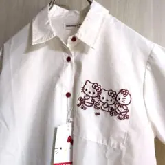 【値下げ】サンリオ　ハローキティ　キャラクター刺繍　シャツ　ブラウスM