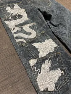 【レア•希少】絡繰魂 昇龍刺繍 5連ポケットデニム　パイソン柄　 size30のサムネイル