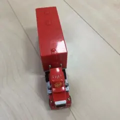 トミカ カーズ マック