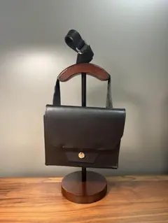 【美品・日本製】UNITED TOKYO レザーショルダーバッグ ブラック