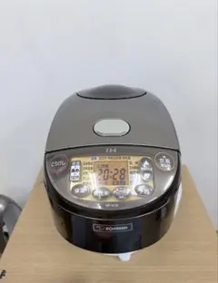 NP-RT05 圧力IH炊飯器 ビッグカメラ5年長期保証期間あと3年 - メルカリ