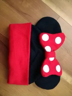 ミニーマウス耳付き帽子 赤黒　サイズ58cm