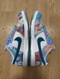 Nike SB Dunk Low Futura Laboratoriesのサムネイル