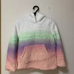 パーカー　トレーナー　１２０cm