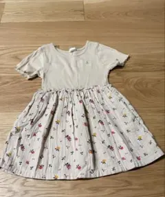 GAP ベージュ花柄半袖ワンピース