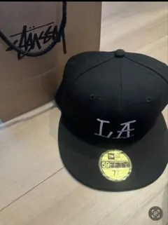 新品未使用 Stussy Neweraコラボ LA ロゴ ブラック キャップ