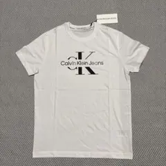 ☆Calvin Klein Jeans Tシャツ