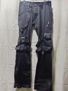 CIVARIZE　ブラックカーゴパンツ　やや難ありのサムネイル