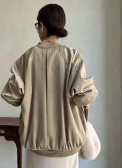 【最終値下げ】DOUDOU　サテンブルゾンのサムネイル