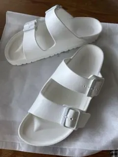 新品　BIRKENSTOCK Arizona EVA White 38のサムネイル