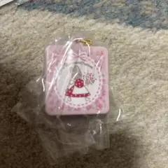 サンリオ　クッキー缶　ガチャ