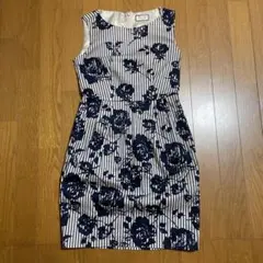 美品！シックな花柄！Diagram ダイアグラム ノースリーブひざ丈ワンピース