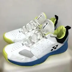 美品⭐️YONEX テニスシューズ　パワークッション206のサムネイル