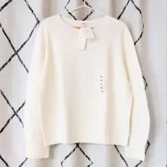 試着のみ●UNIQLO　3Dコットンクルーネックボリュームスリーブセーター