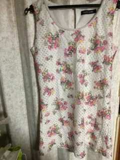 花柄ワンピース