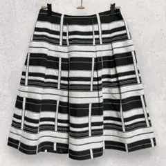 アマカ フレアスカート M 白黒 ボーダー 膝丈 タック