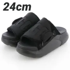 新品⬛︎UGG⬛︎W LA CLOUD SLIDE⬛︎厚底サンダル⬛︎ファー⬛︎ブラック