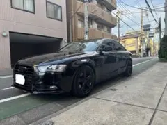 Audi A4 2.0 TFSIのサムネイル